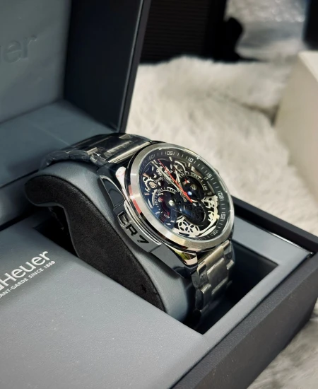 BLACK DIAL