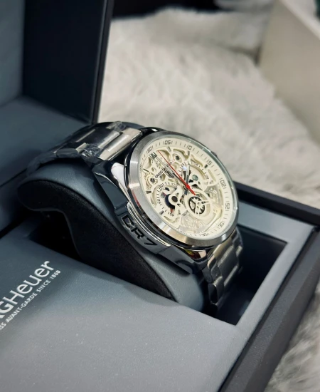 WHITE DIAL