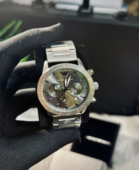BROWN DIAL