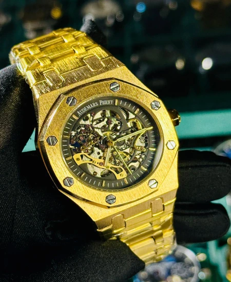 GOLDEN X BLACK