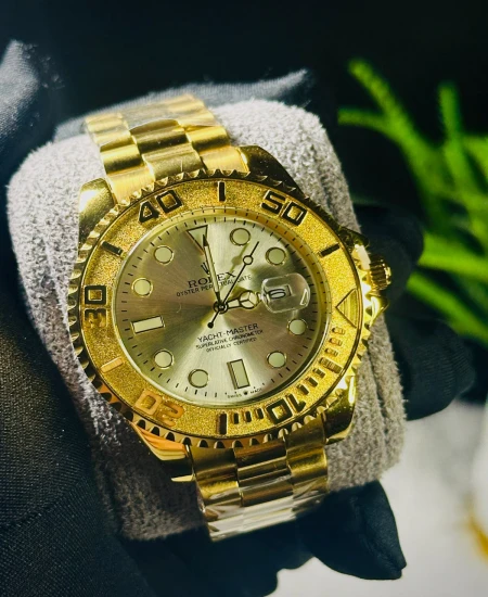 GOLDEN